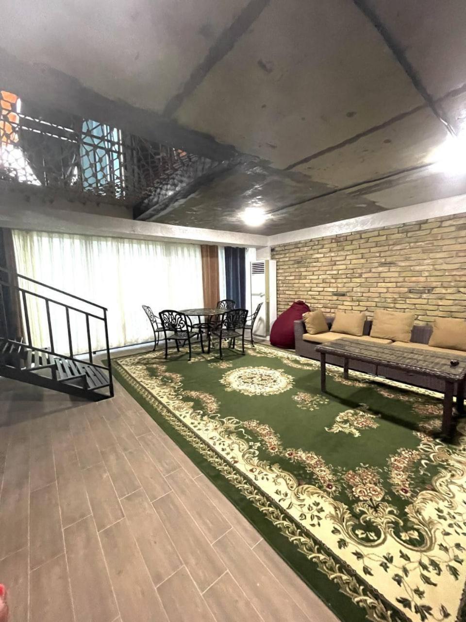 Local Hotel タシュケント エクステリア 写真